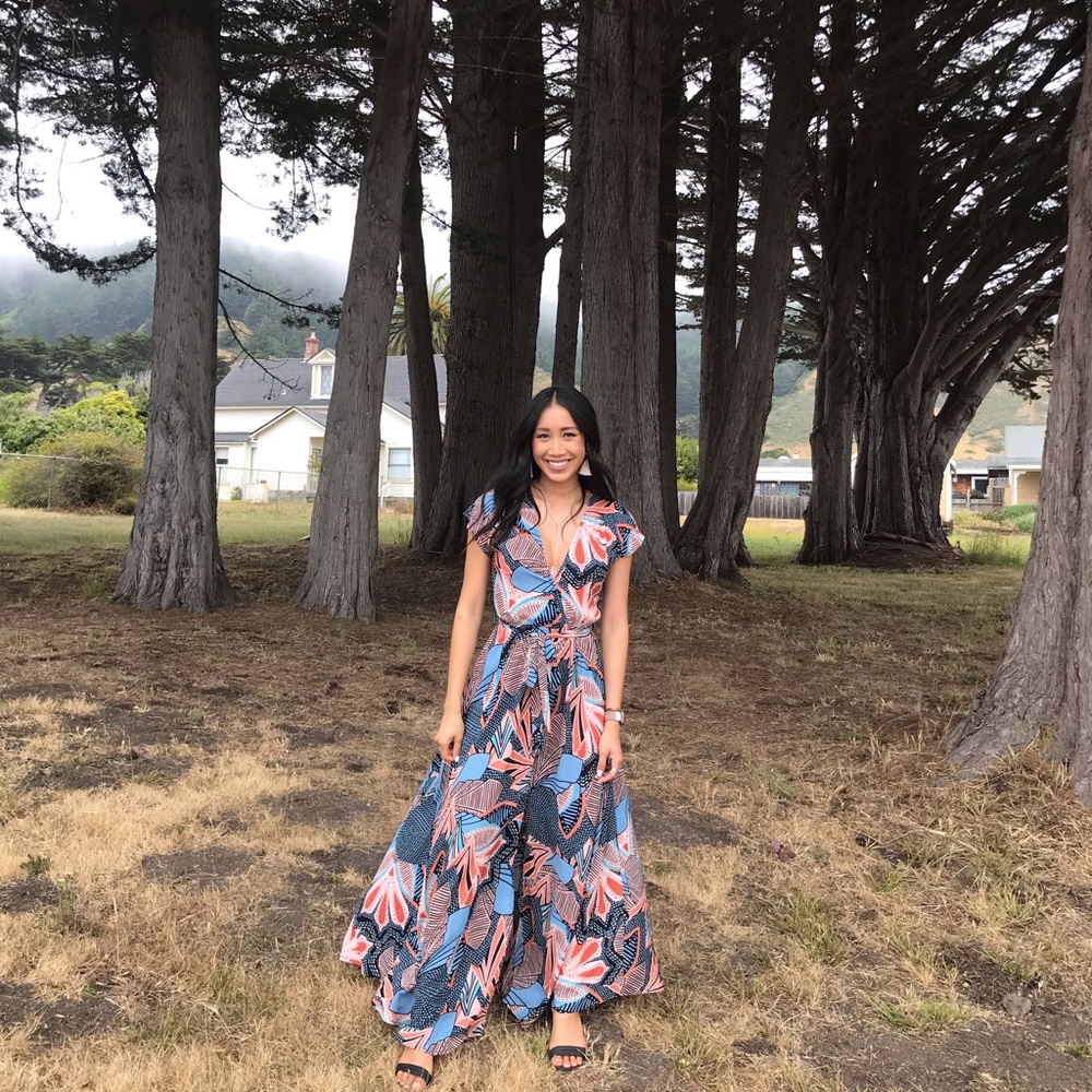 Patterned Retro Billowy Surplice Dress